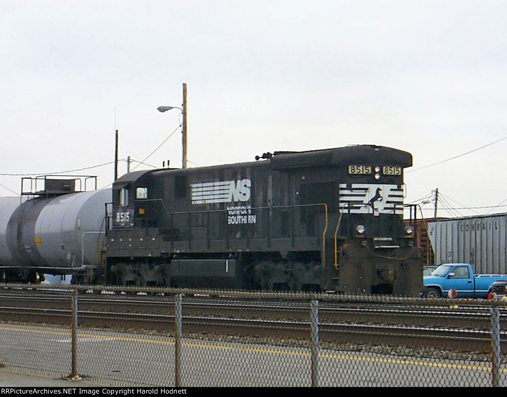 NS 8515